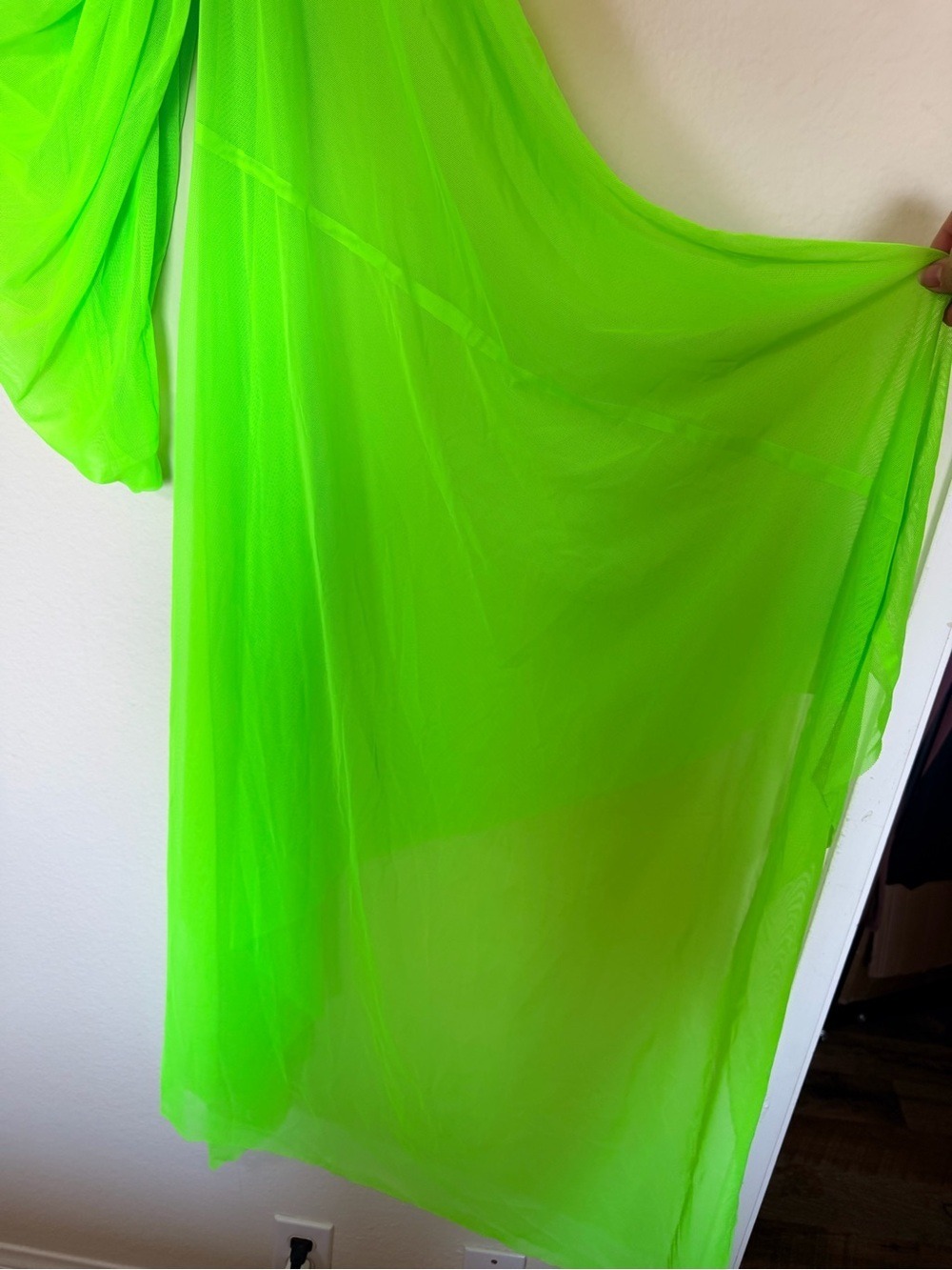 NWT Norma Kamali Diana Bra W/ Sleeve Neon Green Mesh One Shoulder Top XXS - Picture 8 of 11